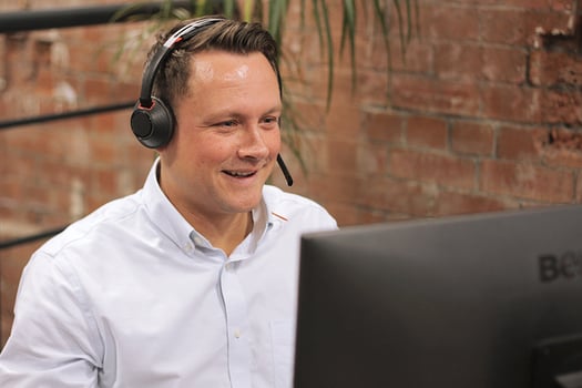 Mpirical technical trainer Kevin Moore presenting a live online session